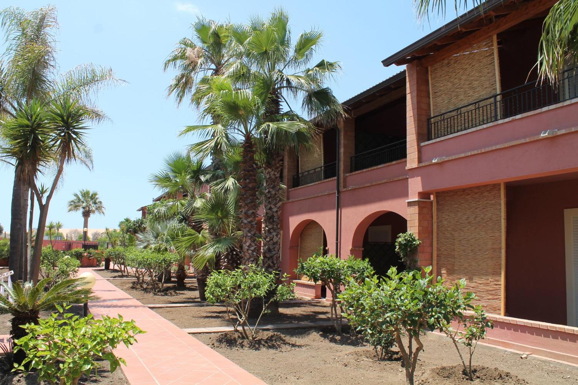 Le Dune Residence Santa Maria Del Focallo Eksteriør billede